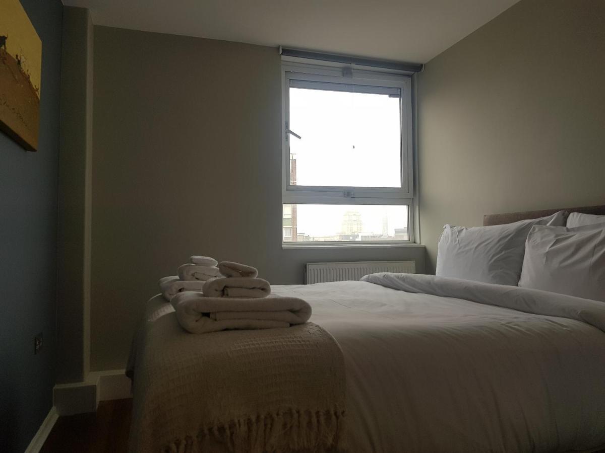 Beautiful 3-Bedroom Flat With Stunning Views London Exterior foto
